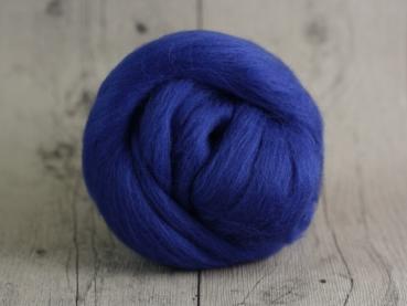 CHUNKY wool evening blue 100 % virgin wool from the merino sheep