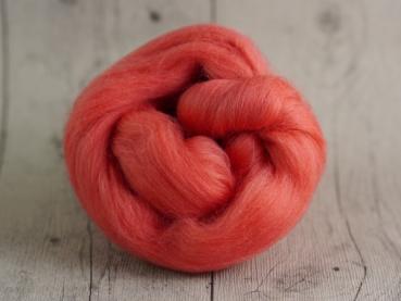 CHUNKY wool blossom red 100 % virgin wool from the merino sheep