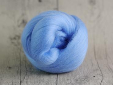 CHUNKY wool sky blue 100 % virgin wool from the merino sheep